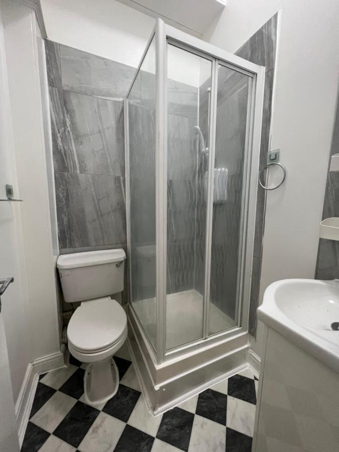 Lovely Studio Apartments On Finchley Road London Exterior foto