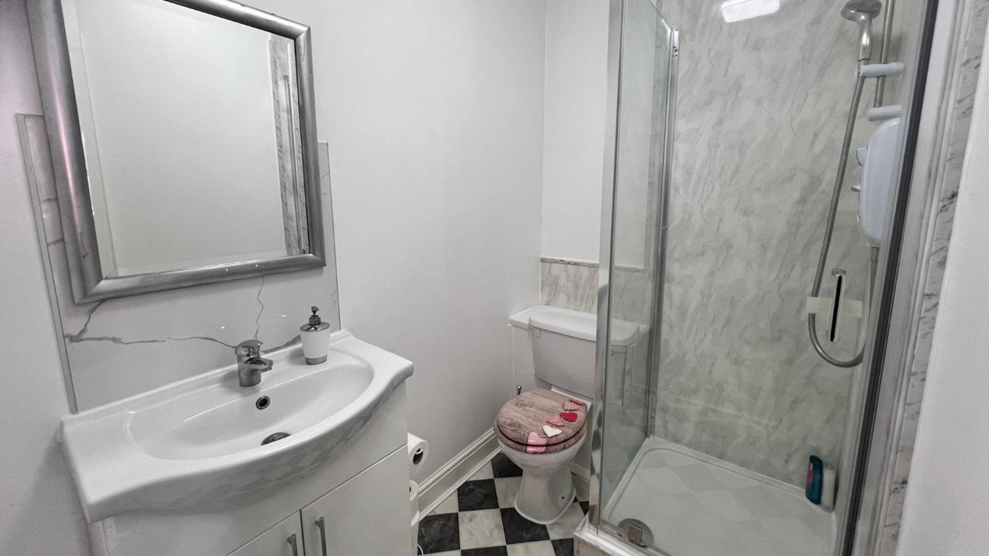 Lovely Studio Apartments On Finchley Road London Exterior foto
